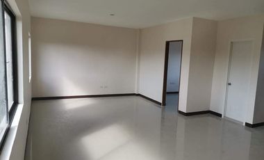 3 Storey, 4 Bedroom Townhouse for Sale at Metro Los Baños 2, Laguna
