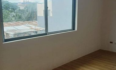 3 Storey, 4 Bedroom Townhouse for Sale at Metro Los Baños 2, Laguna