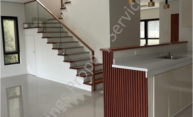 Brand new House and Lot Cittadella Executive village Las Piñas