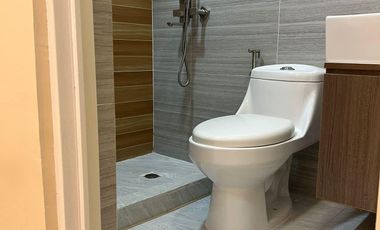 3 Storey, 4 BR House in Makati