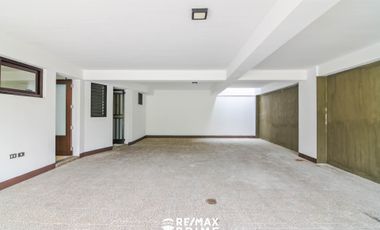 3 Storey with Basement House for Rent in Mckinley Hill Village, Taguig City