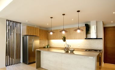 5 Bedrooms House and Lot for Sale in BF Homes, Parañaque CIty