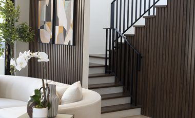 5 Bedrooms House and Lot for Sale in BF Homes, Parañaque CIty