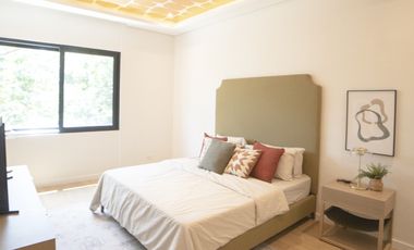 5 Bedrooms House and Lot for Sale in BF Homes, Parañaque CIty