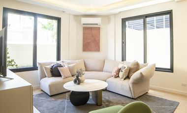 5 Bedrooms House and Lot for Sale in BF Homes, Parañaque CIty