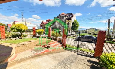 Single Family House and Lot for Sale Nestled in a Located at La Trinidad