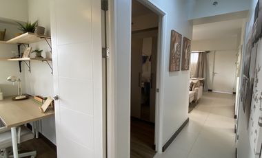 Pre Selling 65sqm 2BR in Las Pinas City near Vista Mall, Medical Center, SM Mall