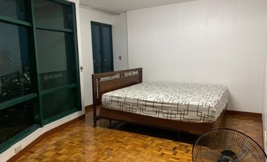 2BEDROOM CONDO FOR RENT - RENAISSANCE TOWER 3000, ORTIGAS CENTER, PASIG CITY