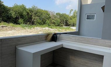 Spacious 3-Bedroom Townhouse for Sale at Hamilton Executive Residences in Imus