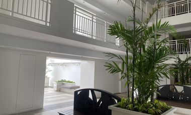 Pre Selling 2BR 65sqm RFO in Las Pinas City near SM South Mall, Medical Center