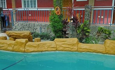 Tagaytay House with Pool for daily rental (Foggy Heights Villas)