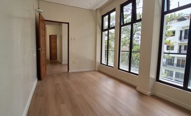 Baguio 4 brm Single Detached Home Ready to Move in Brand New 2 parking spaces