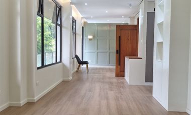 Baguio 4 brm Single Detached Home Ready to Move in Brand New 2 parking spaces