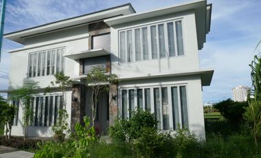 3-bedroom house in a 5-star residential and beachfront resort in Mactan @ P35M