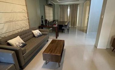2 Storey House with swimming pool for rent at Pulu Amsic Subdivision Pampanga