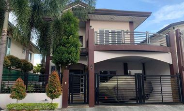 2 Storey House with swimming pool for rent at Pulu Amsic Subdivision Pampanga