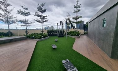 Maple at Ccf ortigas east tiendesitas STUDIO WITH AC