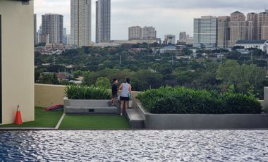 Maple at Ccf ortigas east tiendesitas STUDIO WITH AC