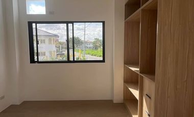 For Sale 4 Bedroom House and Lot in Corona del Mar, Talisay City