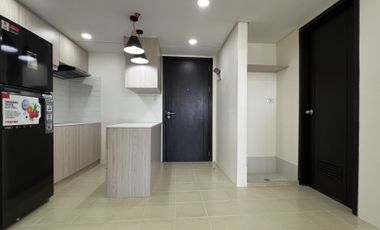 Brand new 2 bedroom apartment with Balcony and Parking