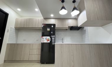 Brand new 2 bedroom apartment with Balcony and Parking