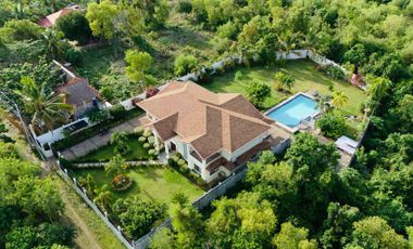 House and Lot for SALE with Huge Swimming Pool in Panglao island of Bohol