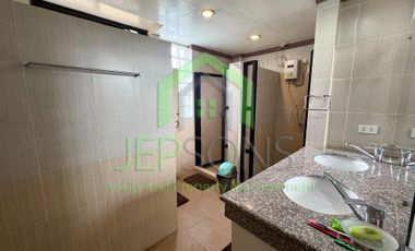 Huge Residential Apartment Building for sale