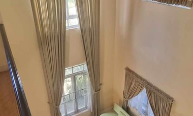 Interior-ed House with 3 Bedrooms for rent at South Forbes Villas, Cavite