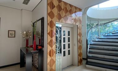 3-Storey Modern Villa House for RENT in Whitesand Lapu-Lapu City
