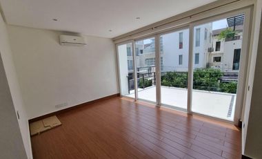For Rent Modern 3 BR Townhouse Milla Unit at Mahogany Place, Taguig