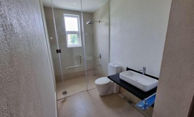 For Rent Modern 3 BR Townhouse Milla Unit at Mahogany Place, Taguig