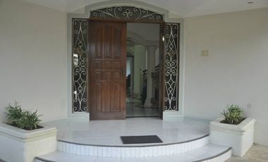 7-bedroom furnished house in Cebu White Sands Villas, for rent @ P150k/month