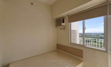 Palugi 1BR Condo for Sale in Field Residences Parañaque near Airport