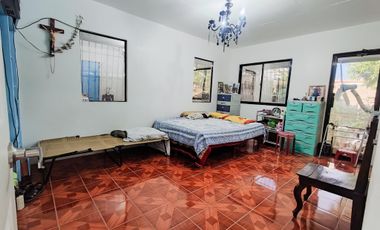 For Sale: 2-Bedroom Bungalow House, Big Lot Area in Taculing, Bacolod City
