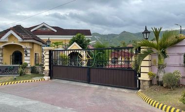 Luxury Townhouse for sale in Banawa Cebu City