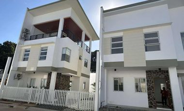 SINGLE ATTACHED HOUSE AND LOT WITH BEDROOM AT THE GROUND FLOOR FOR SALE IN ANTIPOLO CITY