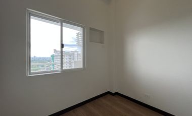 2BR Penthouse Condo with Parking for Sale at The Atherton, Parañaque City