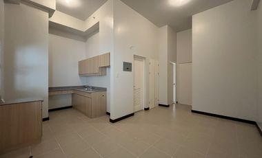 2BR Penthouse Condo with Parking for Sale at The Atherton, Parañaque City