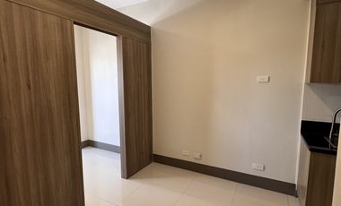 Rush Sale 1 Bedroom w Balcony Rent to Own Condo for only 20k M.A Fully Furnished