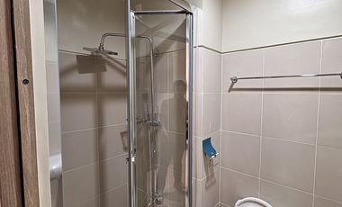 1 Bedroom w/ Balcony Rent to Own Condo 20k M.A fully furnished near in Shaw Blvd