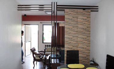 Fully Furnished Townhouse for rent with 2 bedrooms and common pool in Malabanias