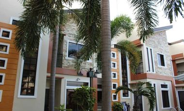 Fully Furnished Townhouse for rent with 2 bedrooms and common pool in Malabanias
