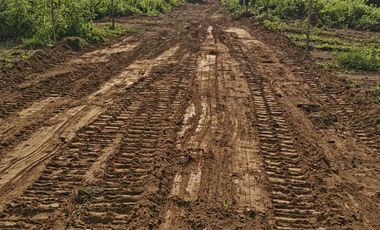 Titled subdivided residential/farm lot