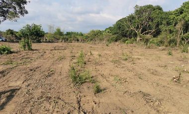 Titled subdivided residential/farm lot