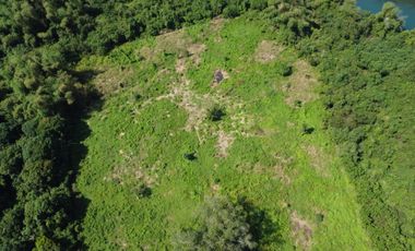 Titled subdivided residential/farm lot