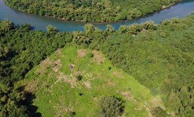 Titled subdivided residential/farm lot