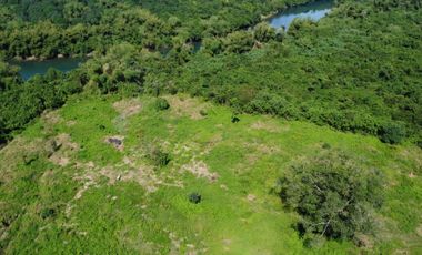 Titled subdivided residential/farm lot