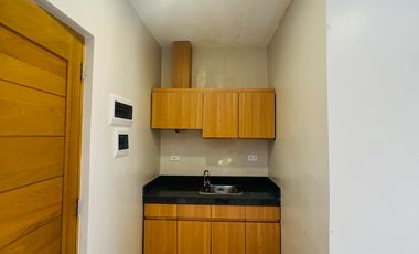 2 BEDROOM 3J