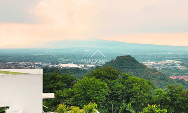 3 Bedroom House & Lot with Views in Ayala Greenfield Estates