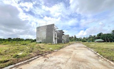 Lot for sale in Mendez Cavite near tagaytay city Titled! free transfer